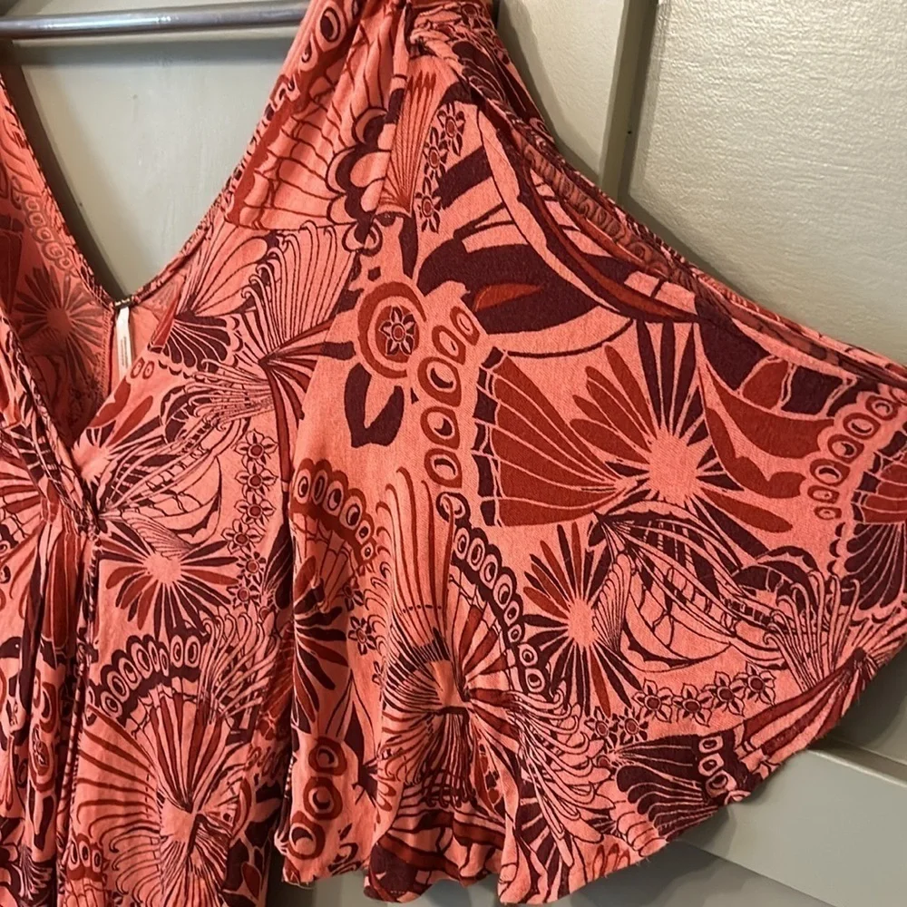Free People Amour Split Sleeve Top Butterfly Floral Flowy Boho V-Neck Size Small